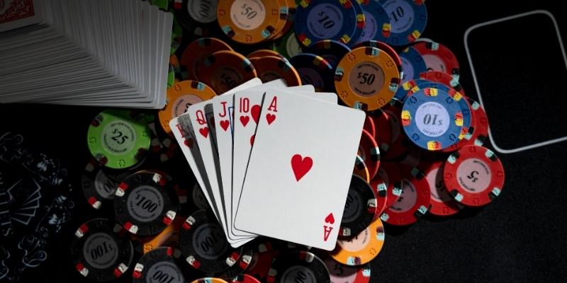 game-bai-sumvip--san-choi-doi-thuong-dang-cap-danh-cho-tin-do-dam-me-bai-bac-3940