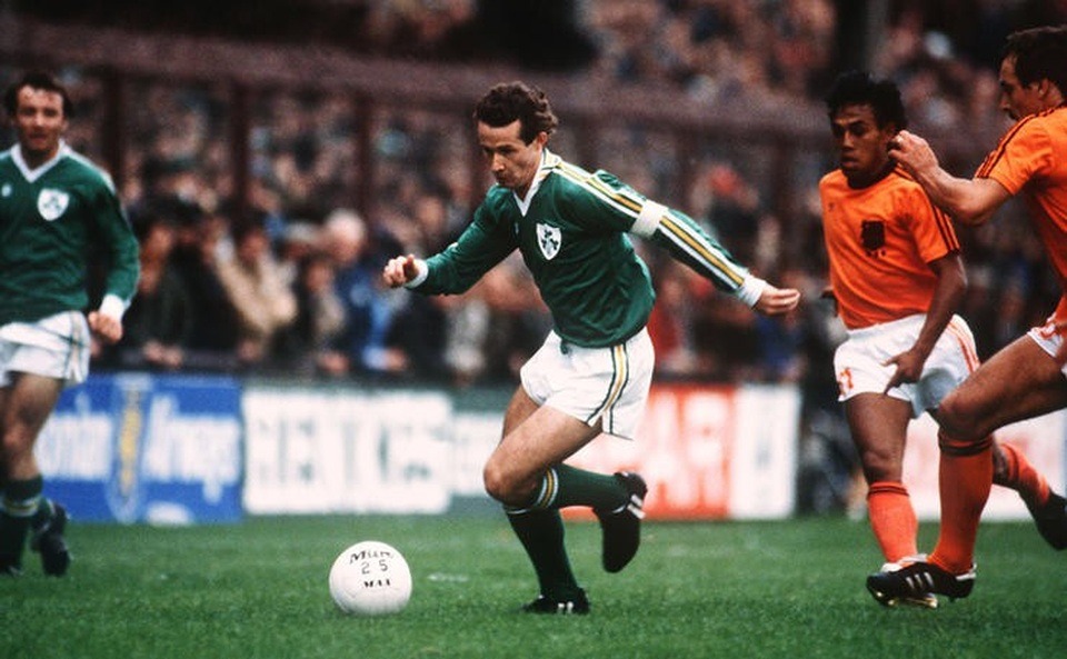 hinh-anh-cau-thu-gunnar-nordahl-huyen-thoai-bong-da-thuy-dien-voi-tai-nang-xuat-chung-4430-0