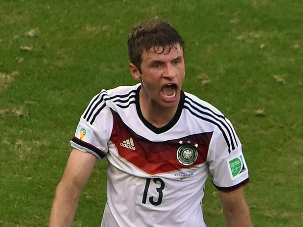 hinh-anh-tien-dao-thomas-mller-huyen-thoai-cua-bayern-munich-va-doi-tuyen-duc-4549-1